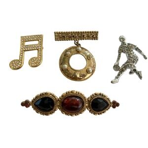 Lot Of Four Misc. Brooches‎